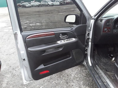 Driver Left Headlight With HID Fits 05-09 SAAB 9-7X 936500 - Image 1 of 4