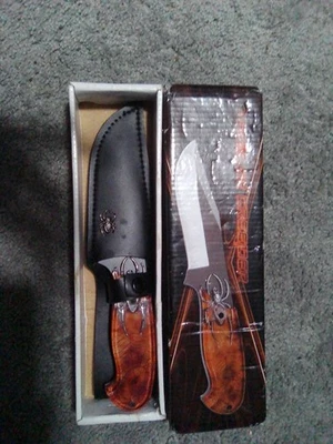 Spider Creeper Knife Tomahawk Brand New In Box Never Used - Image 1 of 2