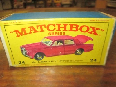 Matchbox 24 Rolls Royce Silver Shadow Magenta - Image 1 of 4