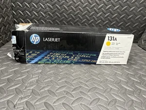 Kaseta z żółtym tonerem HP 131A CF212A - NOWA torba z otwartym pudełkiem nadal zapieczętowana - Zdjęcie 1 z 6