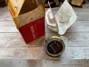 ORIGINAL VINTAGE NOS SW STEWART WARNER D-301-H INDICADOR DE COMBUSTIBLE LATÓN BARRA DE RATA TRASERA - Imagen 1 de 6