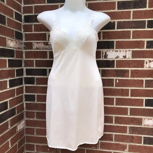 vanity fair full slip size 36L off white vintage - Picture 1 of 5