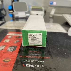 XD2PA24   4 Position Joystick Spring Return - Picture 1 of 2