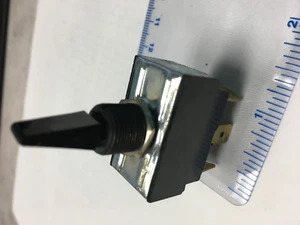 CARLING Toggle Switch On/Off/On 10A-250 15A-125 VAC 3/4HP w/ mounting ring - Picture 1 of 7