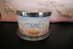 SPUN VANILLA SUGAR CANDLE~Lg~18 Oz~4 Wick~Homeworx~Harry Slatkin *BRAND NEW* Yum - Picture 1 of 8
