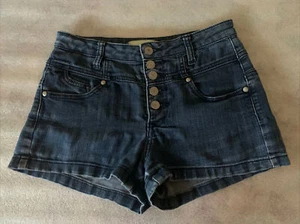 Almost Famous Womens Size 7 Premium Stretch Denim Jean Shorts - Picture 1 of 7