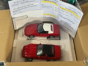 Danbury Mint 1:43 1987 Red Corvette / 1991 Red Corvette PAIR NEW Diecast USA - Picture 1 of 5