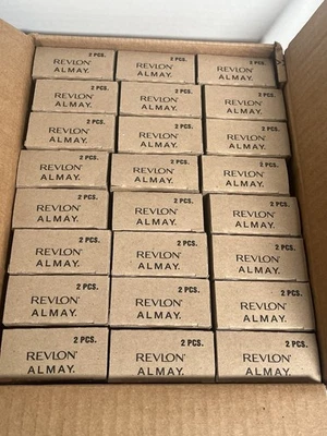 Lot of 48 Revlon Illuminance Skin-Caring Liquid Soft Nutmeg 601 Foundation - Image 1 of 4