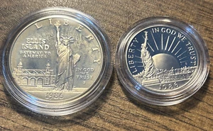 1986 United States Liberty Coin Set Uncirculated In Case $1 and $0.50 - Picture 1 of 15