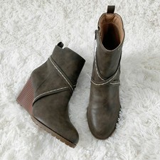diba bindi wedge bootie