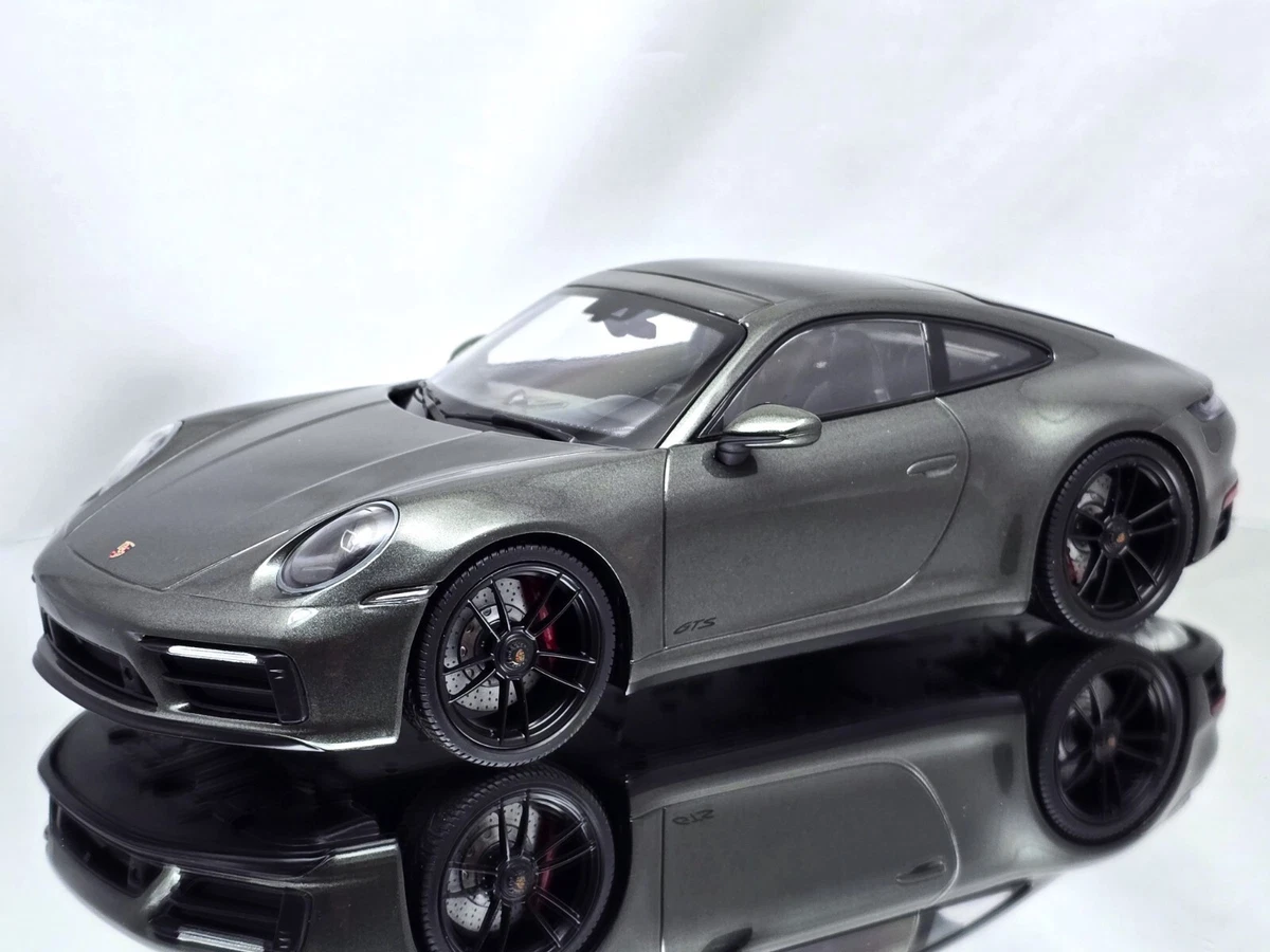 絶版　希少　1/18 ミニチャンプス　ポルシェ 911 GT3 グレー 絶版 希少 1/18 ミニチャンプス ポルシェ 911 GT3 グレー 絶版 希少 1
