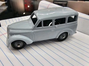 Vintage CIJ France 1/43 Diecast Car Minty 300 KGS RENAULT, Hard To Find! - Picture 1 of 6