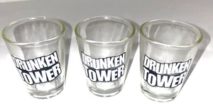 Juego de 3 vasos de chupito Drunken Tower 2,25" coleccionables transparente juego fiesta - Imagen 1 de 8