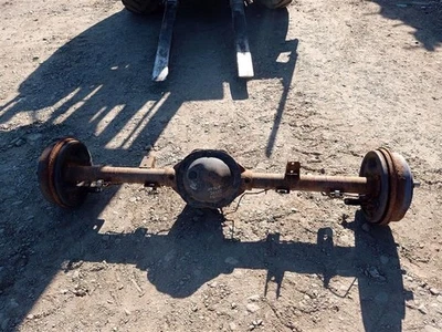 Rear Axle 10 Bolt Round Cover 8.25" Ring Gear 3.92 Ratio from 2010 Dakota (84340 Foto 1 de 4