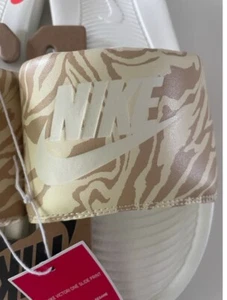 Nike Womens Victori One Print Slip On Slides Sandals Size 11 CN9676-105 NEW - Picture 1 of 4
