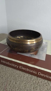 Vintage Tibetan Bronze gilt Sutra Scripture Prayer Chanting Singing Bowl - Picture 1 of 5