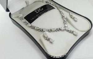 Set aus Halskette und Ohrringen mit Diamanten in Weißgold-Finish "Love and Kisses" - Bild 1 von 4