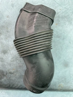 Tubo de manguera de admisión de carcasa de filtro de aire del motor Volvo S60 S80 V60 V70 XC60 3,0 L turbo Foto 1 de 2