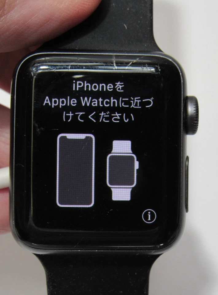 Reloj inteligente Apple Watch Series 2 38 mm carcasa de aluminio negro correa negra funcionando S17K Foto 1 de 4