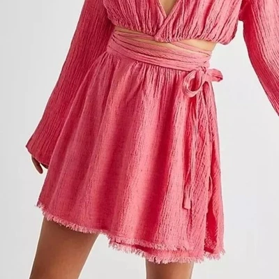 Falda envolvente Free People Here She Is XS rosa gasa mezcla de lino mini flecos boho  Foto 1 de 4