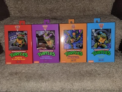 JUEGO DE 4 FIGURAS NECA TEENAGE MUTANT NINJA TURTLES PIZZA CLUB TMNT AUTÉNTICO NUEVO Foto 1 de 4