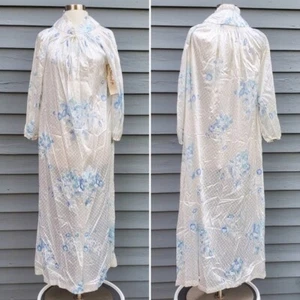 Vintage 70s White and Blue Floral Polkadot Snap-Down Timeless Feminine Robe Md - Picture 1 of 8