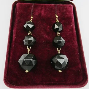 Fabulous Pair Of Gold & Jet Drop Earrings - Picture 1 of 3