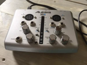 Alesis IO2 Express Audio Interface, USB to XLR, 6.5mm Jacks & MIDI Ports - Zdjęcie 1 z 3