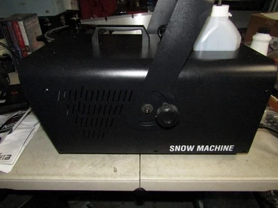 CHAUVET SM-250 DJ EVENT CHRISTMAS SNOW MACHINE WITH REMOTE - Image 1 of 4