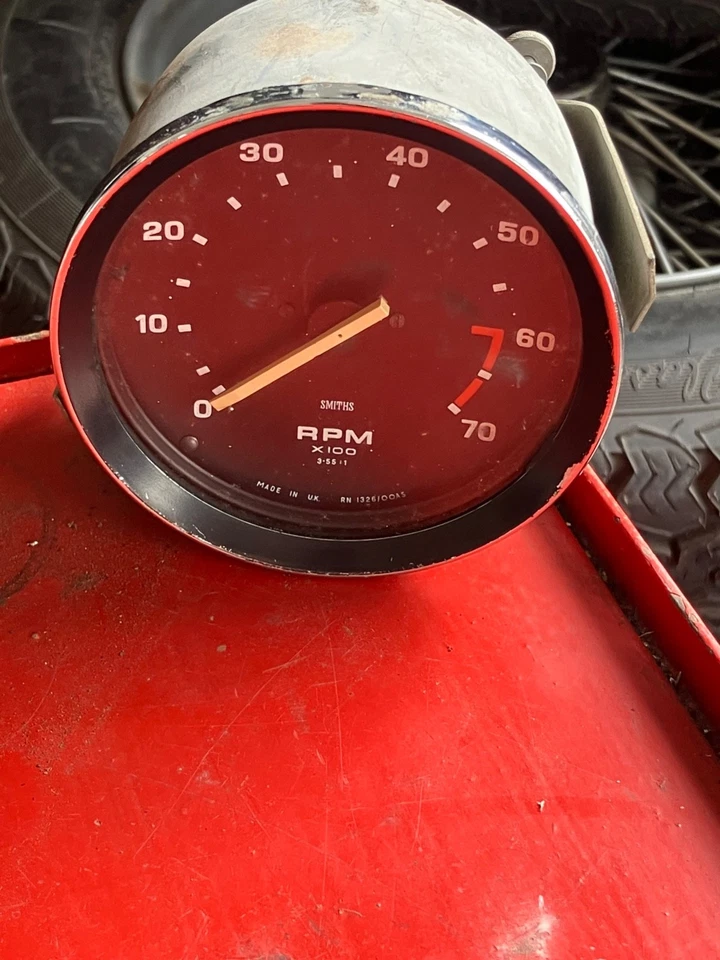 MG MIDGET 1500 Compte tours Smiths d'origine - Photo 1/2