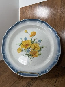 Vintage Mikasa Dinner Platter Country Club Amy 10 3/4" Bright Yellow Flowers - Picture 1 of 3