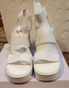 Madden Girl Temple Lug Sole City Sandals, White, Women Size 11 - Picture 1 of 4