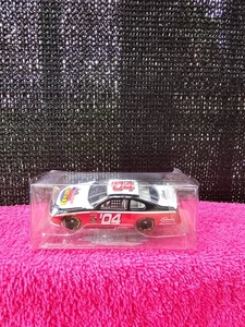 NASCAR Infineon Raceway Dodge 04 Save Mart 350 1:64 Die Cast Sammlerauto - Bild 1 von 7