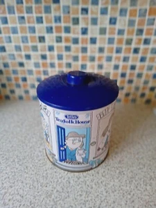 Vtg Tetley Teafolk House round biscuit barrel tin height 7¾in 19.5cm illustrated - Picture 1 of 5