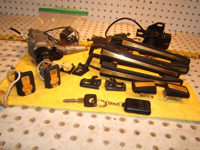 Mercedes W124 94-95 E420 E500 door,Storage,trunk Lid,igintion lock 1 Set & 1 key - Image 1 of 4