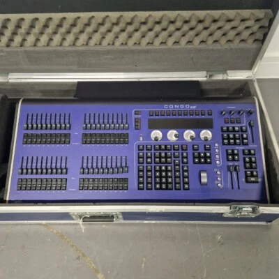 ETC Congo Kid Lighting Console, 256 channels, Flightcase, ex-demo - Image 1 of 4