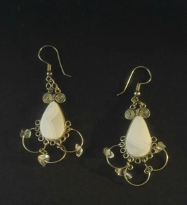 Wire Wrap Earrings White Marble Dangle Drop Silver Tone Chandelier Boho Hook  - Picture 1 of 4