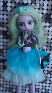 Monster High PARTAY Outfit and Accessories - NO DOLL