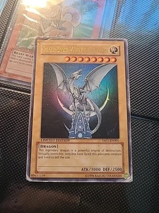 Yu-Gi-Oh! Blue-Eyes White Dragon YAP1-EN001 Ultra Rare - Picture 1 of 6