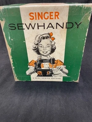 Singer Model 20 Sewhandy Child's Toy Sewing Machine Box Clamp Sew Handy Beige - Image 1 of 4