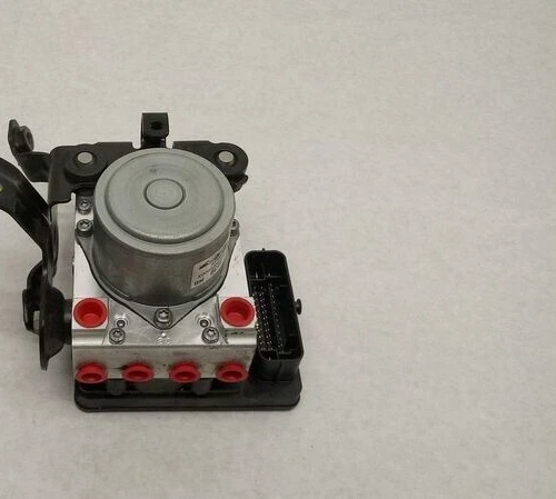 2018-2019 GMC SIERRA DENALI 2500 HD Anti-Lock Brake Pump Assembly GENUINE OEM - Image 1 of 4