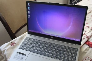 HP - 15.6" Touch-Screen Laptop - Intel Core i5 - 8GB Memory - 512GB SSD - Natura - Picture 1 of 10