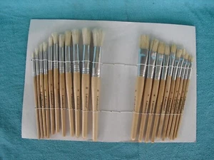 Staffelei Pinsel, verschiedene Größen, - Bild 1 von 1