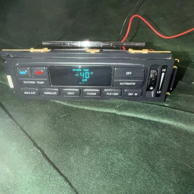 Mercury Grand Marquis Crown Vic 1998-2011 calentador de aire acondicionado control de temperatura climático Foto 1 de 4