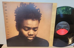 Tracy Chapman - Self Titled Elektra 9 60774-1 LP 1st Press w/ Inner Sleeve - Imagen 1 de 6