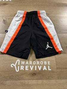 Pantalones cortos de baloncesto Jordan Brand para niños jóvenes negros talla S - Imagen 1 de 11
