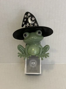 Bath And Body Works Halloween Witchy Frog Wallflower Plug In - Picture 1 of 7