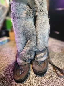 Manitobah Mukluks Women's Tall Wrap Boot Size 9 - Picture 1 of 7
