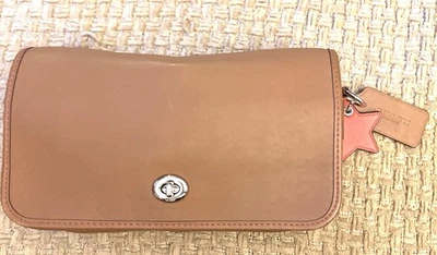 Cartera Bandolera Coach Legacy Penny Cuero Tostado Bloqueo Giratorio Estrella/Bolso Entrenador Dijes Foto 1 de 4