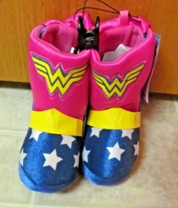 Botas de Peluche WONDER ~ Zapatillas Niño Pequeño Talla PEQUEÑA (5-6) ~ NUEVAS con Etiquetas - Imagen 1 de 2